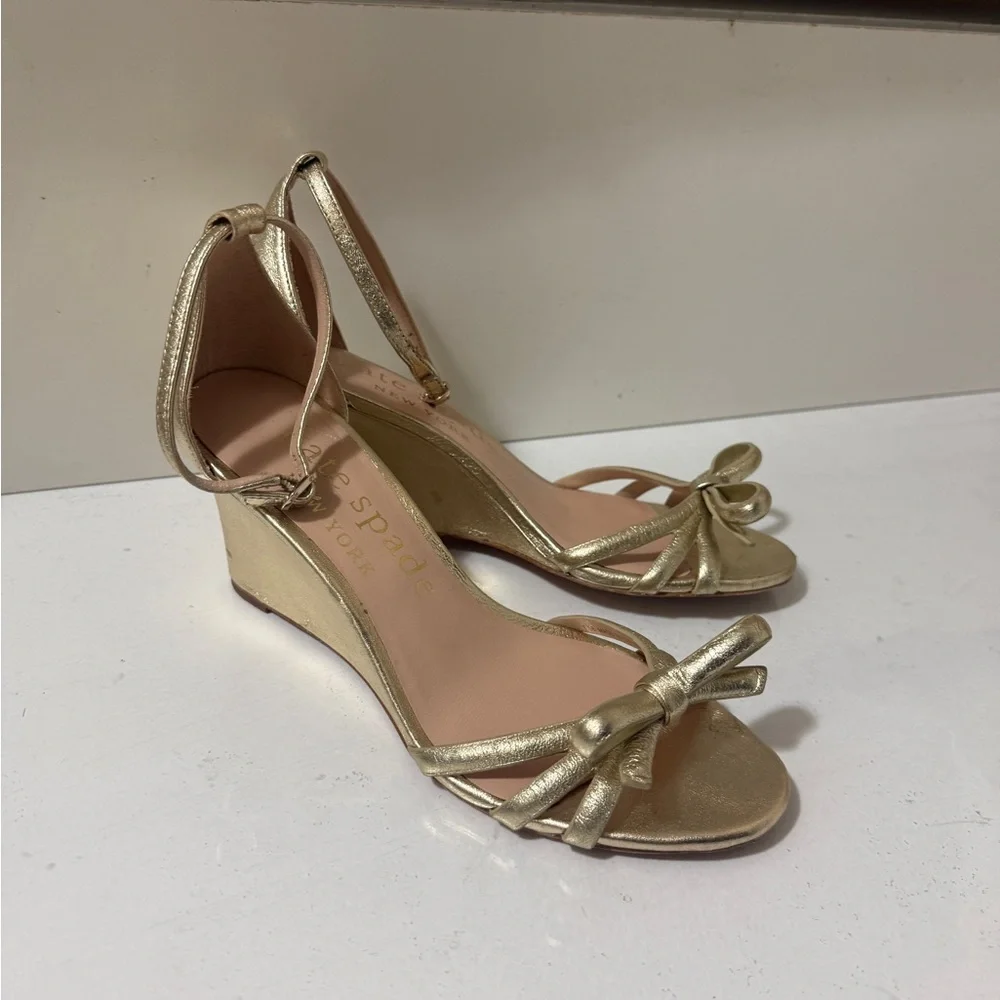 kate spade Women's Gold Bow Ankle-Strap Sandals